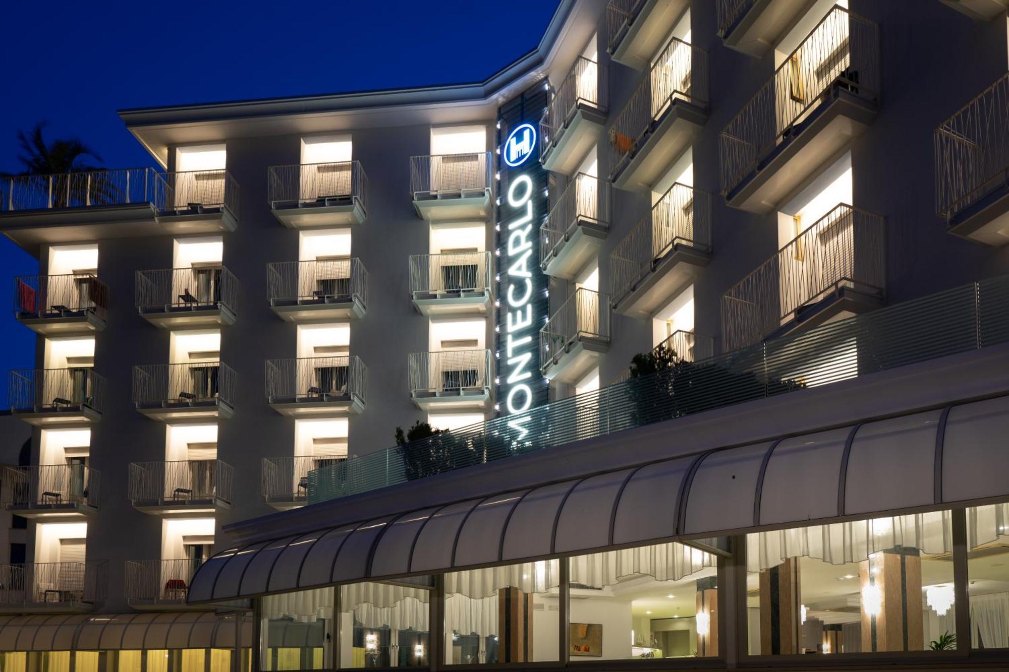 Hotel Montecarlo 3 Stelle Superior Caorle Extérieur photo