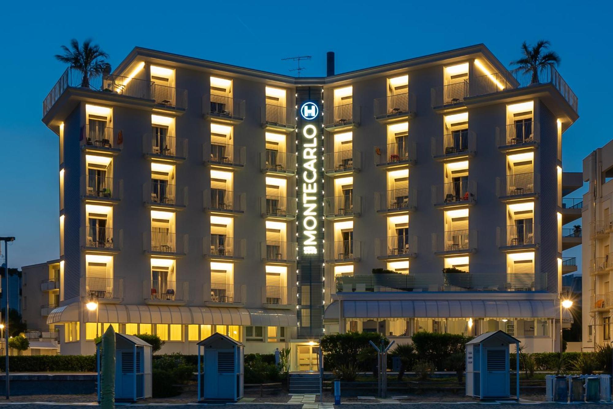 Hotel Montecarlo 3 Stelle Superior Caorle Extérieur photo