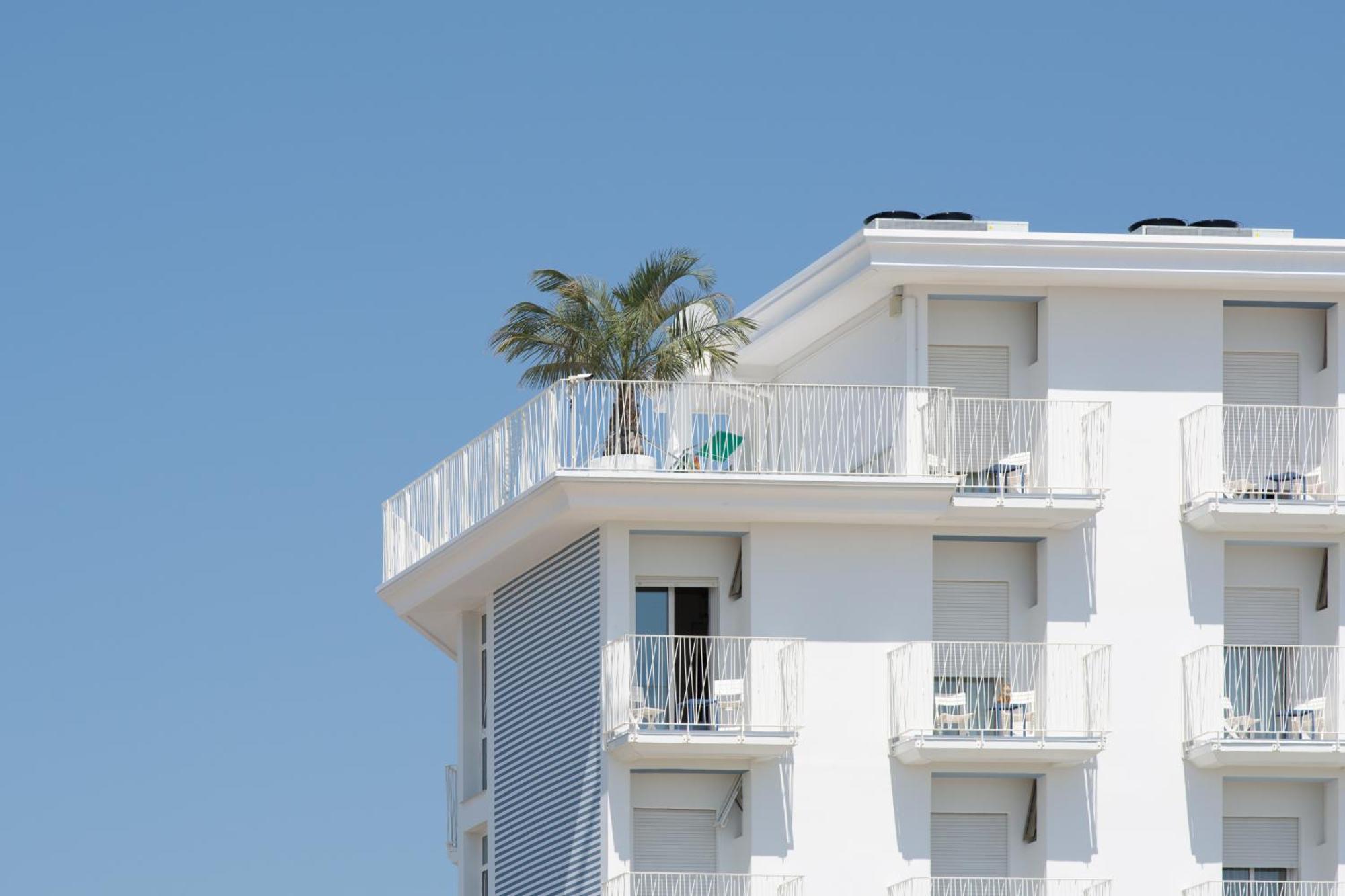 Hotel Montecarlo 3 Stelle Superior Caorle Extérieur photo