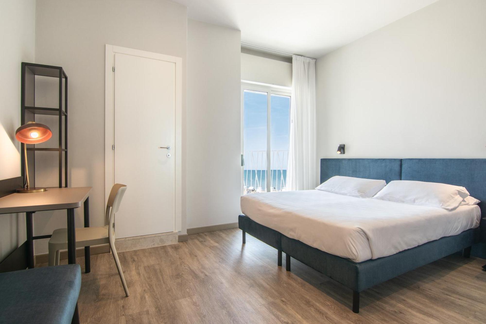 Hotel Montecarlo 3 Stelle Superior Caorle Extérieur photo